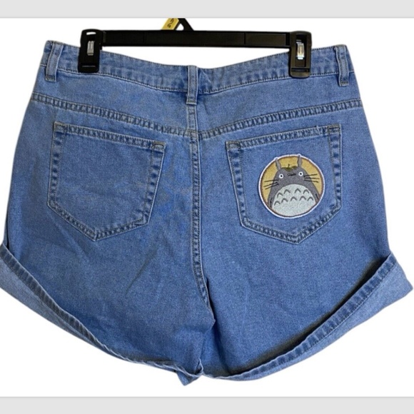 Her universe size 9 My Neighbor Totoro denim high waisted mom style shorts - Picture 2 of 6